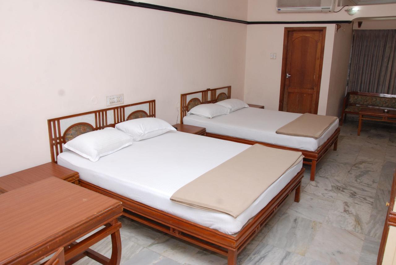 Amogha International Hotel Chitradurga エクステリア 写真